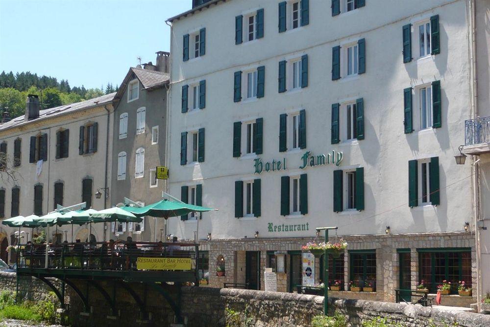 Logis Hotel Restaurant Family & Spa Meyrueis Exterior photo