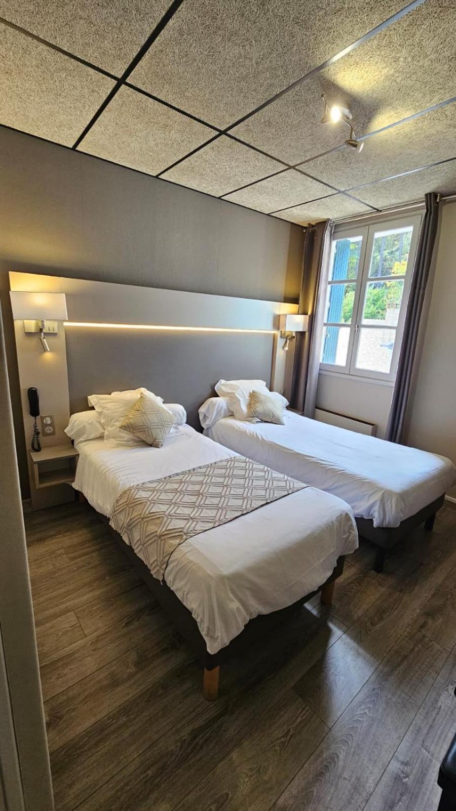 Logis Hotel Restaurant Family & Spa Meyrueis Exterior photo