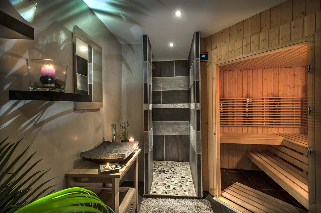 Logis Hotel Restaurant Family & Spa Meyrueis Exterior photo